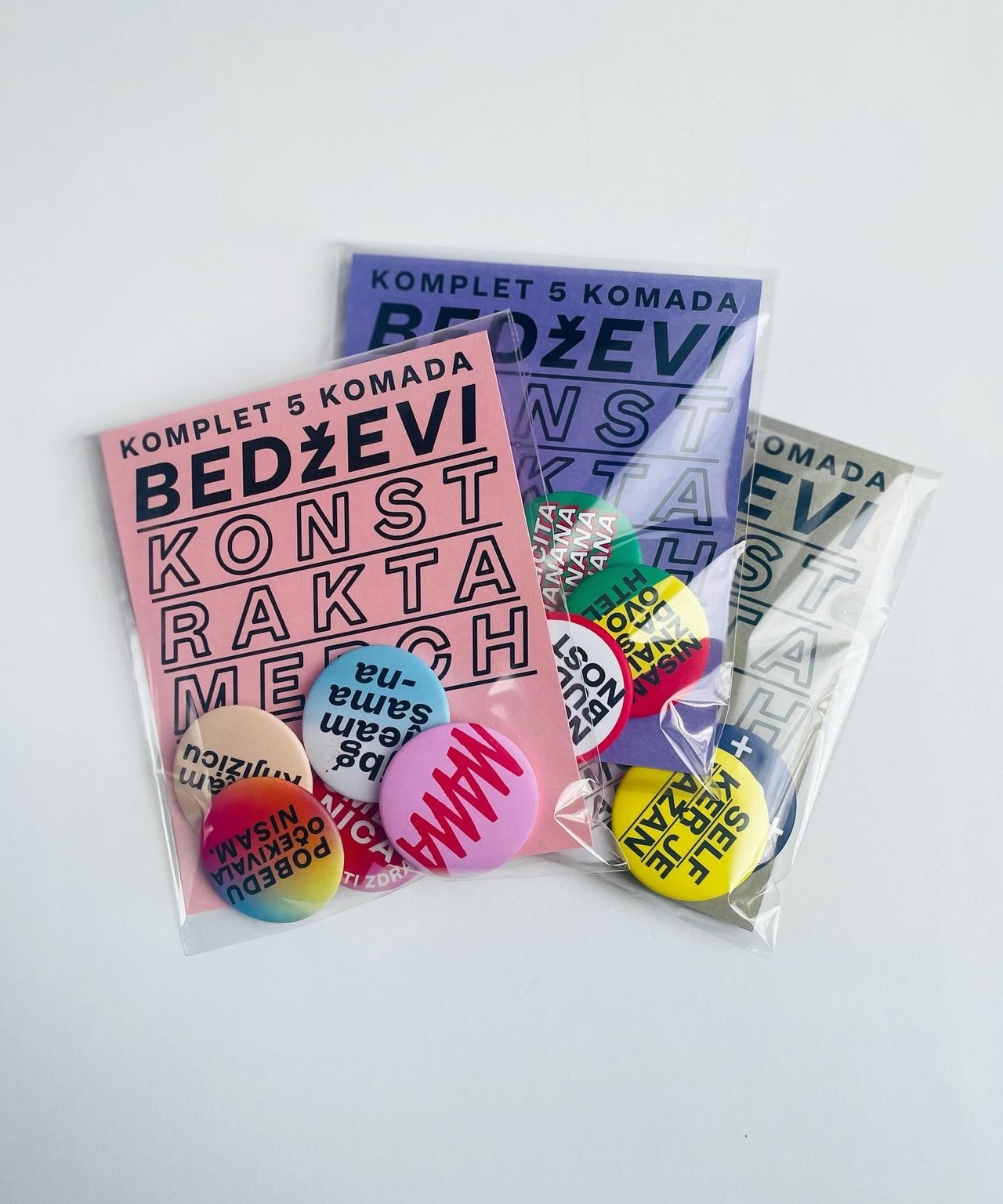 Konstrakta - Badges